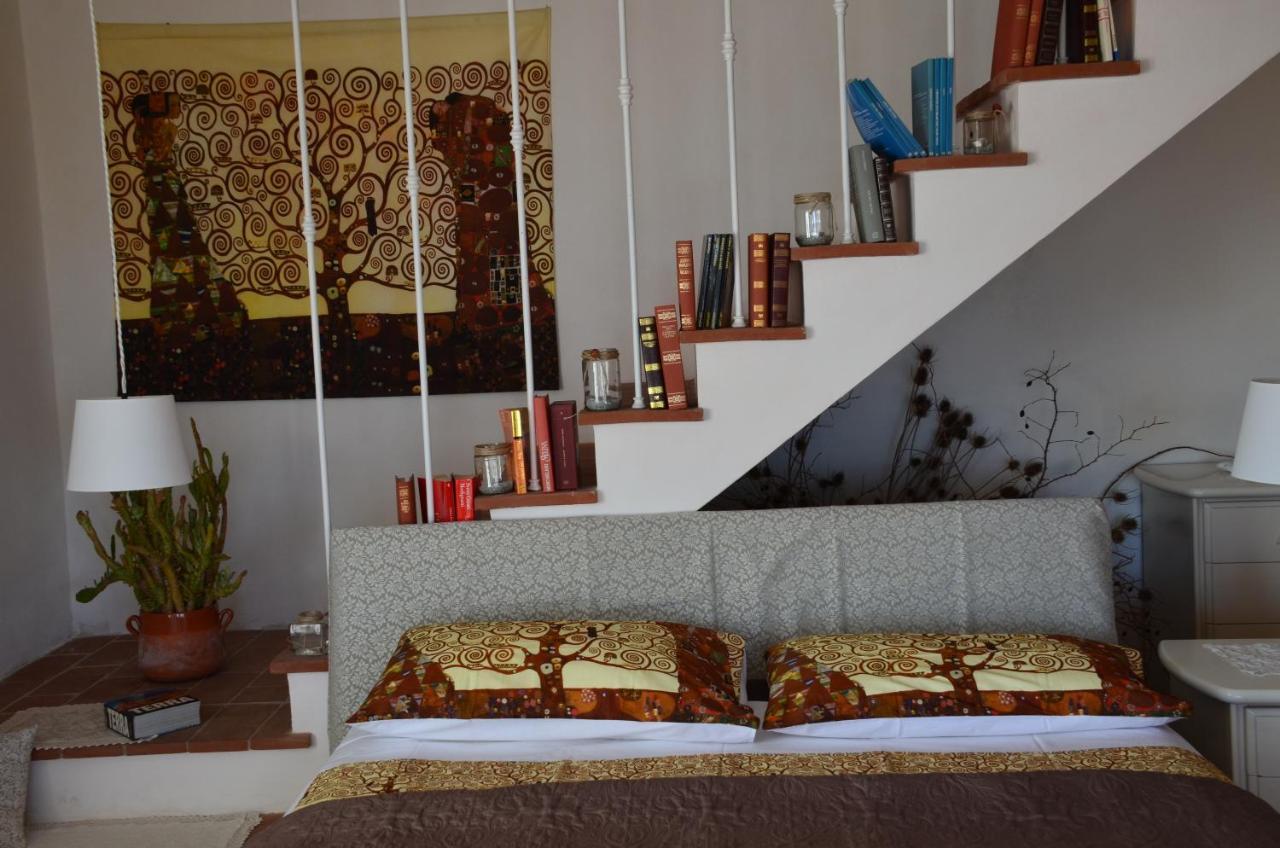 דירות Terricciola Casa Magnolia מראה חיצוני תמונה