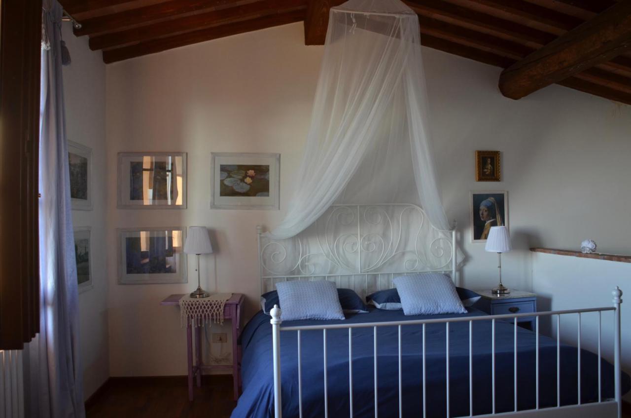 דירות Terricciola Casa Magnolia מראה חיצוני תמונה