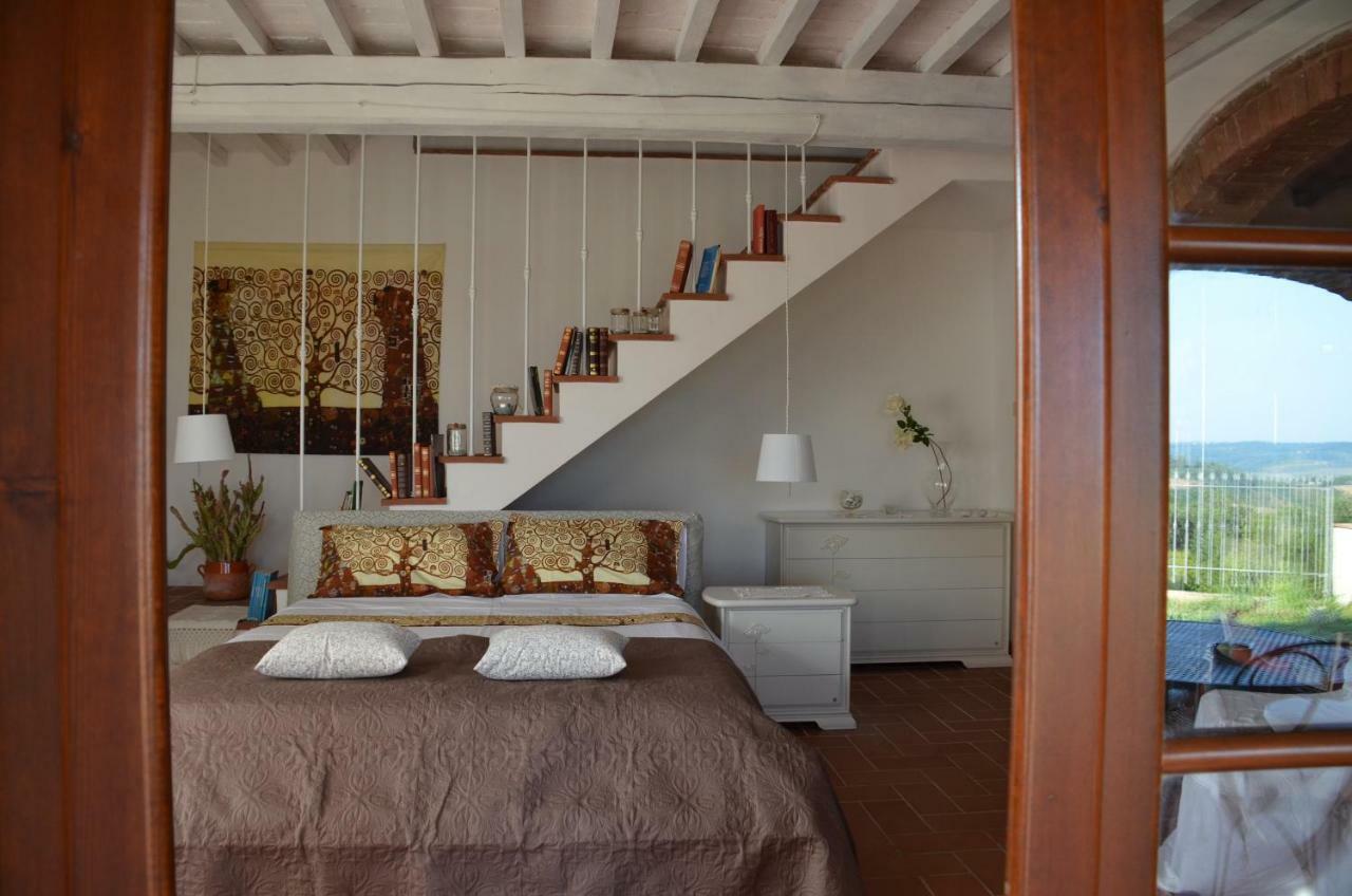 דירות Terricciola Casa Magnolia מראה חיצוני תמונה