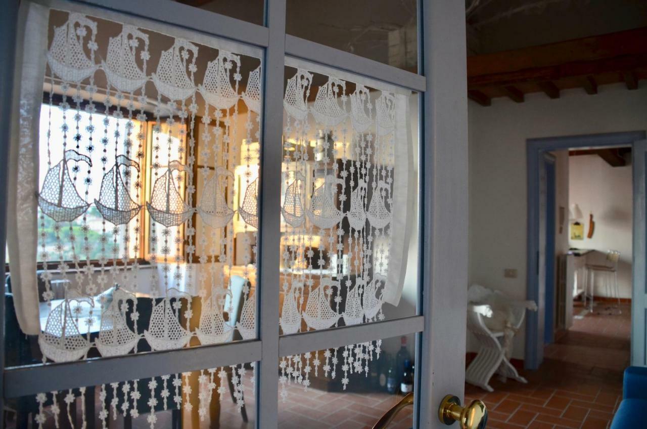 דירות Terricciola Casa Magnolia מראה חיצוני תמונה
